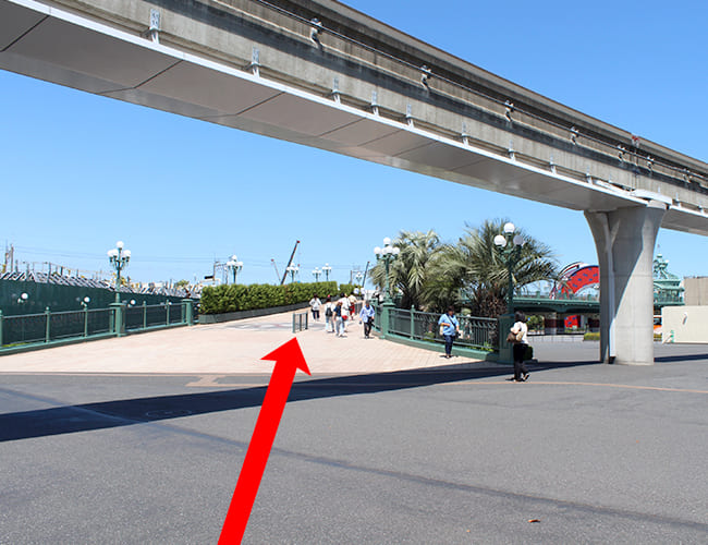 ディズニーランドから舞浜駅まで①